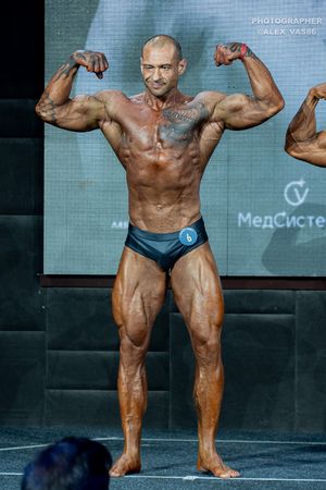 CLASSIC  PHYSIQUE новички